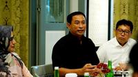 Direktur Bisnis PT BRI Multifinance Indonesia (BRI Finance) Primartono Gunawan (tengah) bersama Direktur Utama BRI Finance Azizatun Azhimah (kiri) dan Direktur Manajemen Risiko BRI Finance Ari Prayuwana. (Dok BRI Finance)