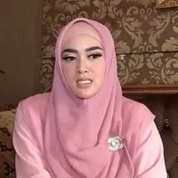 Tiara Dewi Mengaku Takut Jika Di Akhirat Nanti Tuhan tidak mengenal dirinya karena Hidupnya dahulu yang jauh dari Perintah Tuhan.