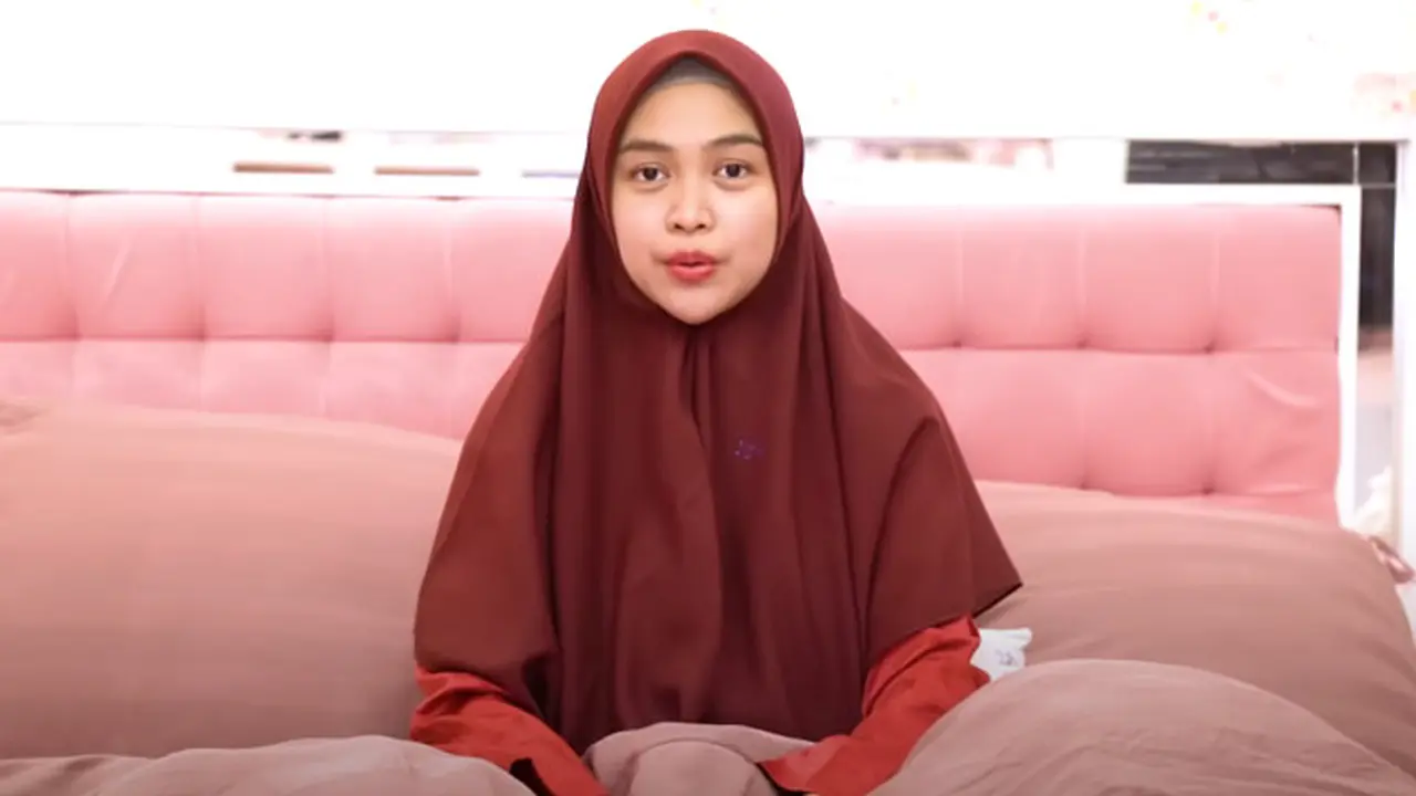 Ria Ricis mastitis (Foto: Tangkapan layar Youtube Ria Ricis Official)