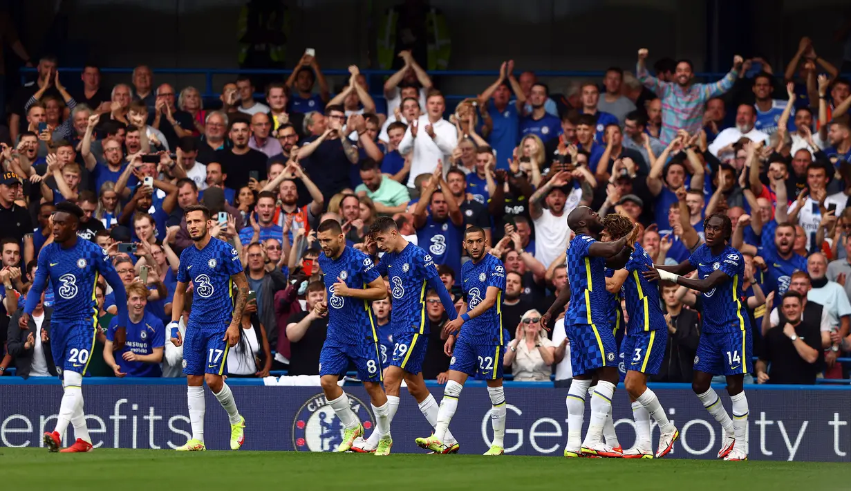 Chelsea memiliki salah satu kedalaman lini tengah terbaik di Eropa. Nama-nama top seperti Jorginho, N'Golo Kante, Mateo Kovacic, Mason Mount, Kai Havertz, dan Hakim Ziyech. Ada juga Ruben Loftus-Cheek, Ross Barkley, Kenedy, Charly Musonda, dan pemain baru Saul Niguez. (AFP/Adrian Dennis)