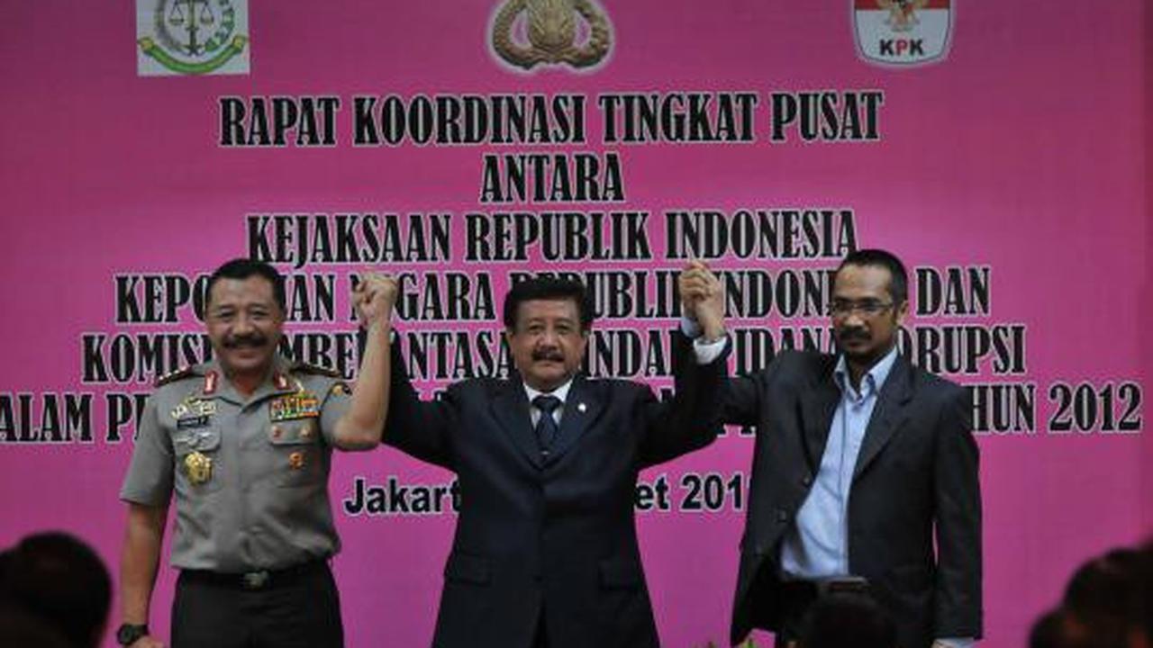 KPK, Polri, Kejagung perangi korupsi