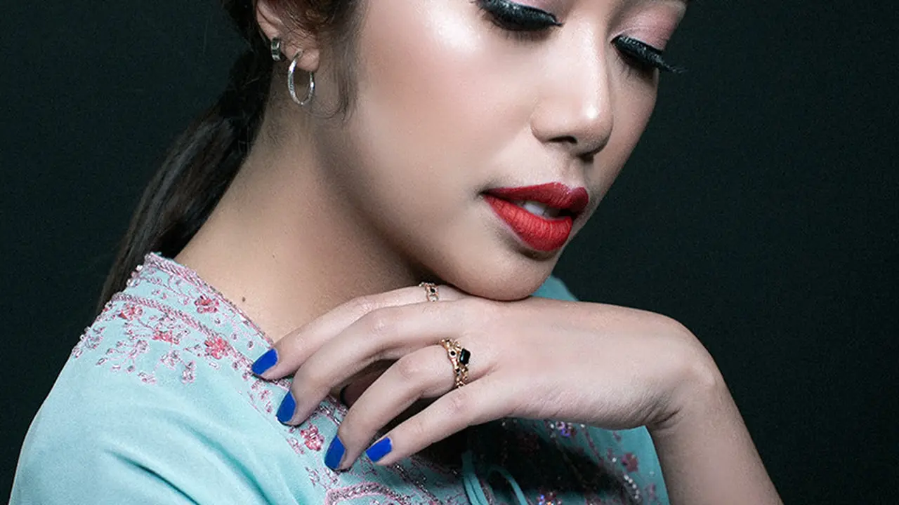 Natural Glam Makeup Look (Pink Red) - Picci Ramlan for FIMELA.com