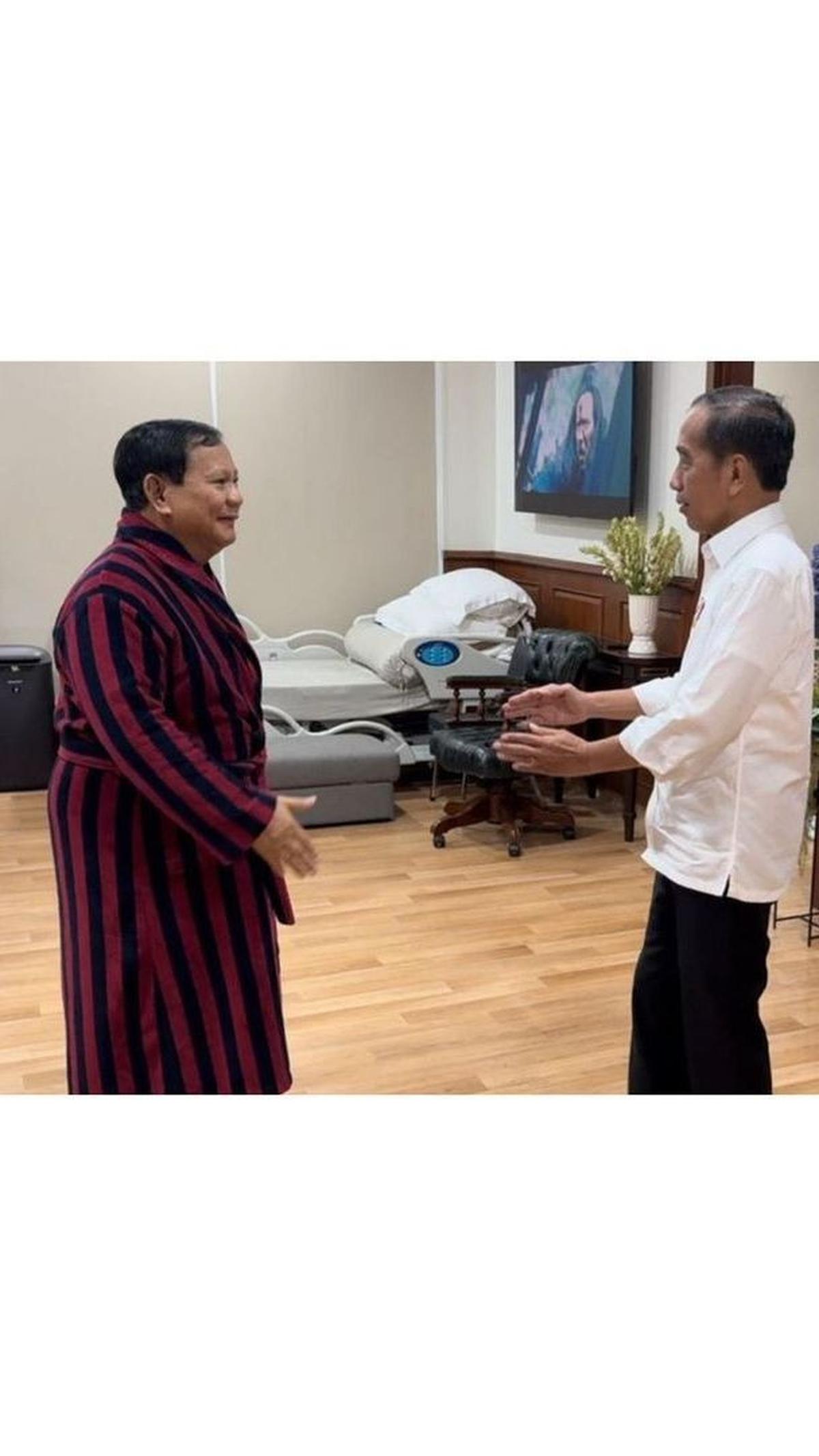 "Puji syukur 1 minggu lalu tim dokter berhasil melakukan tindakan medis untuk memulihkan cidera yang saya alami selama ini," ungkapnya, demikian dikutip dari keterangan unggahan. <br>