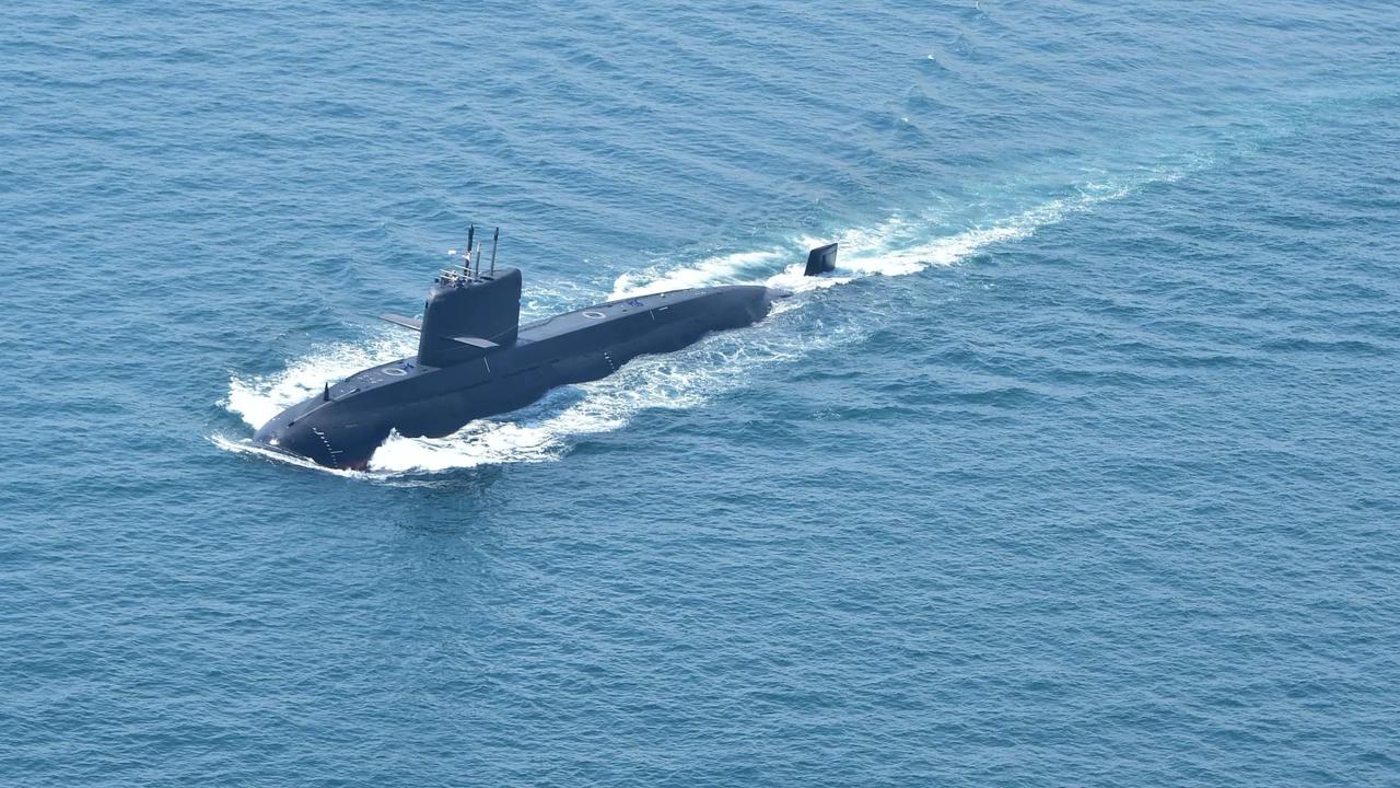 FOTO: TNI AL dan Pakistan Navy Gelar Latihan Tempur Bersama di Laut Jawa