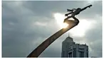 Beberapa karyanya antara lain adalah Monumen Selamat Datang di Bundaran Hotel Indonesia,  Patung Dirgantara Pancoran dan Patung Pembebasan Irian Barat di Lapangan Banteng.