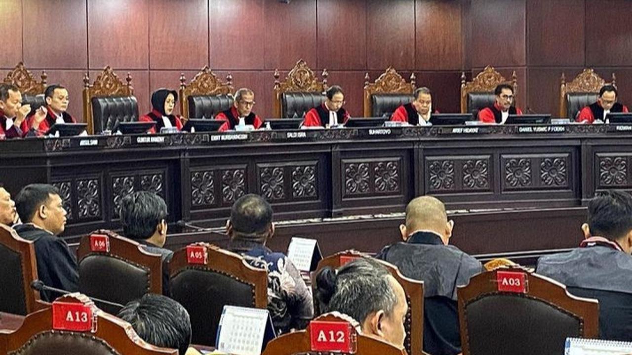 Ketua Baleg DPR Kritik MK Pisahkan Pemilu Nasonal dan Daerah: Ini 'Permainan' Norma!