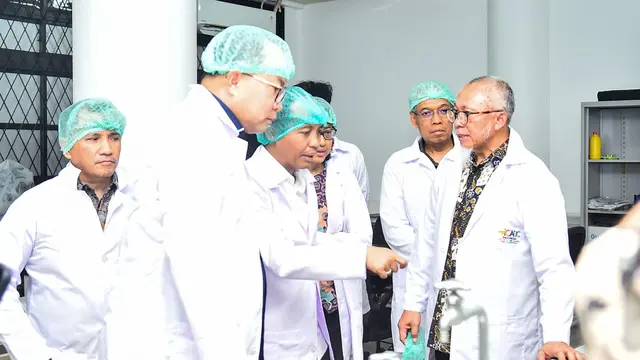 Kemenhut Gandeng IPB University Garap Program Bayi Tabung Badak Jawa dan Sumatra