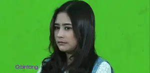 Prilly Latuconsina memberikan tanggapan tentang tertangkapnya pelaku penipuan lewat SMS ‘Mama Minta Pulsa’. Prilly mengaku lega dengan tertangkapnya pelaku, karena penipuan tersebut tidak hanya merugikan materi, tetapi membuat orang-orang merasa ...
