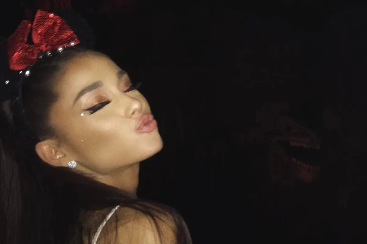 [Bintang] Ariana Grande