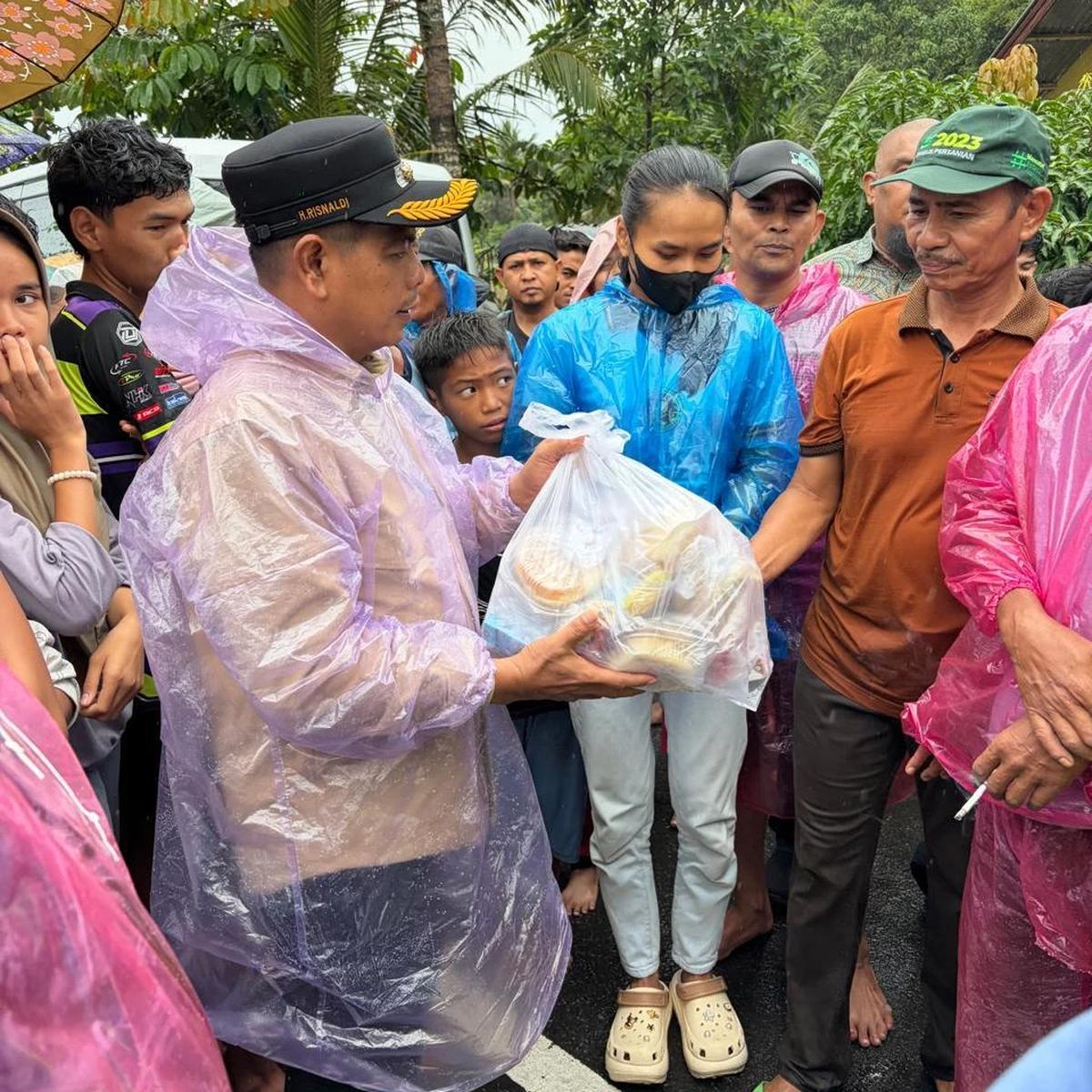 41 SPPG di Sumatera Barat Distribusikan 108.029 Paket Makanan untuk Warga Terdampak Bencana Banjir