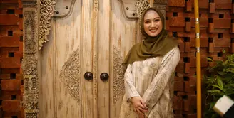 Melody Nurramdhani Laksani di Senayan City, Jumat (17/1/2020). (Adrian Putra/Fimela.com)