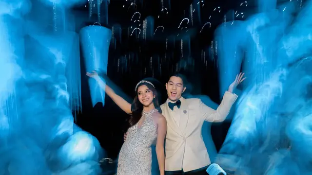 Usai Tampil ala Kate Middleton, Brisia Jodie Berubah Jadi Modern Princess dengan Halter Mermaid Dress dan Tiara Berkilau di Momen Resepsi