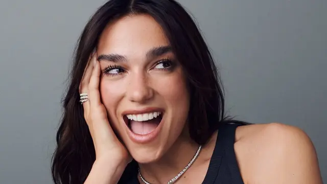 Pose Elegan Dua Lipa Saat Ditunjuk Jadi BA Bvlgari, Sejajar dengan Lisa BLACKPINK dan Anne Hathaway