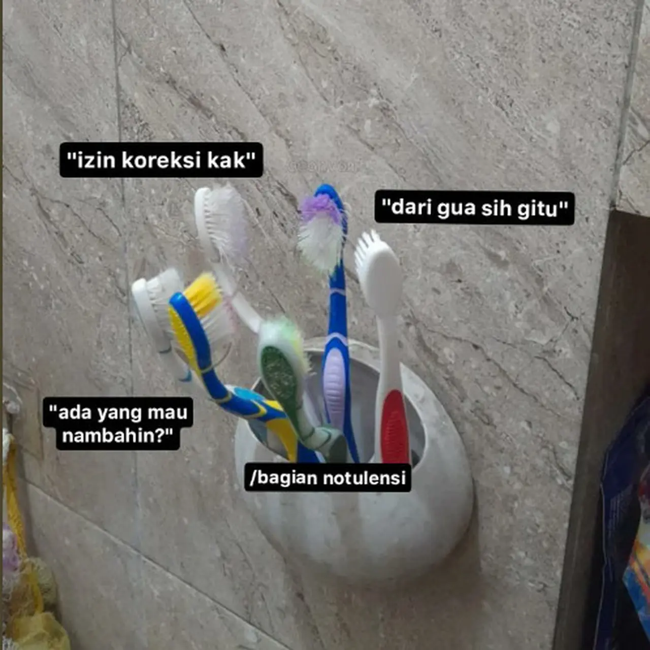 6 Meme Kocak Foto Sikat Gigi Bak Sedang Rapat Ini Bikin Ngakak Hot