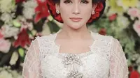 Tata Janeeta Menikah, Maia Estianty: Selamat atau Halu ya?