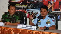 Komandan Lanud Adisutjipto, Marsma TNI Novyan Samyoga, mengumumkan rencana pameran pesawat Cureng yang mengebom tangsi Belanda, 70 tahun silam. (Liputan6.com/Switzy Sabandar) 