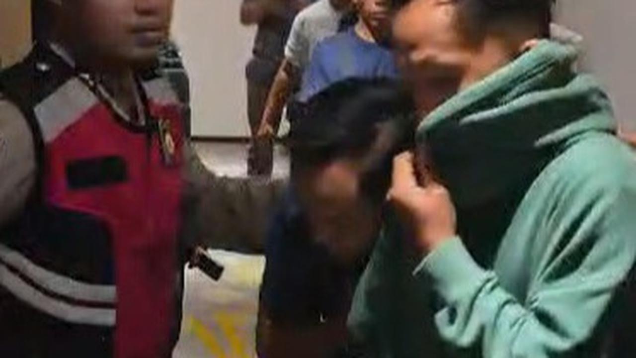 Pesta Seks Sesama Jenis di Hotel Surabaya Digerebek Polisi, 34 Pria Ditangkap
