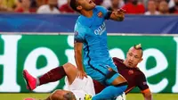 Komentar Nainggolan Usai Bikin Rafinha Absen Semusim