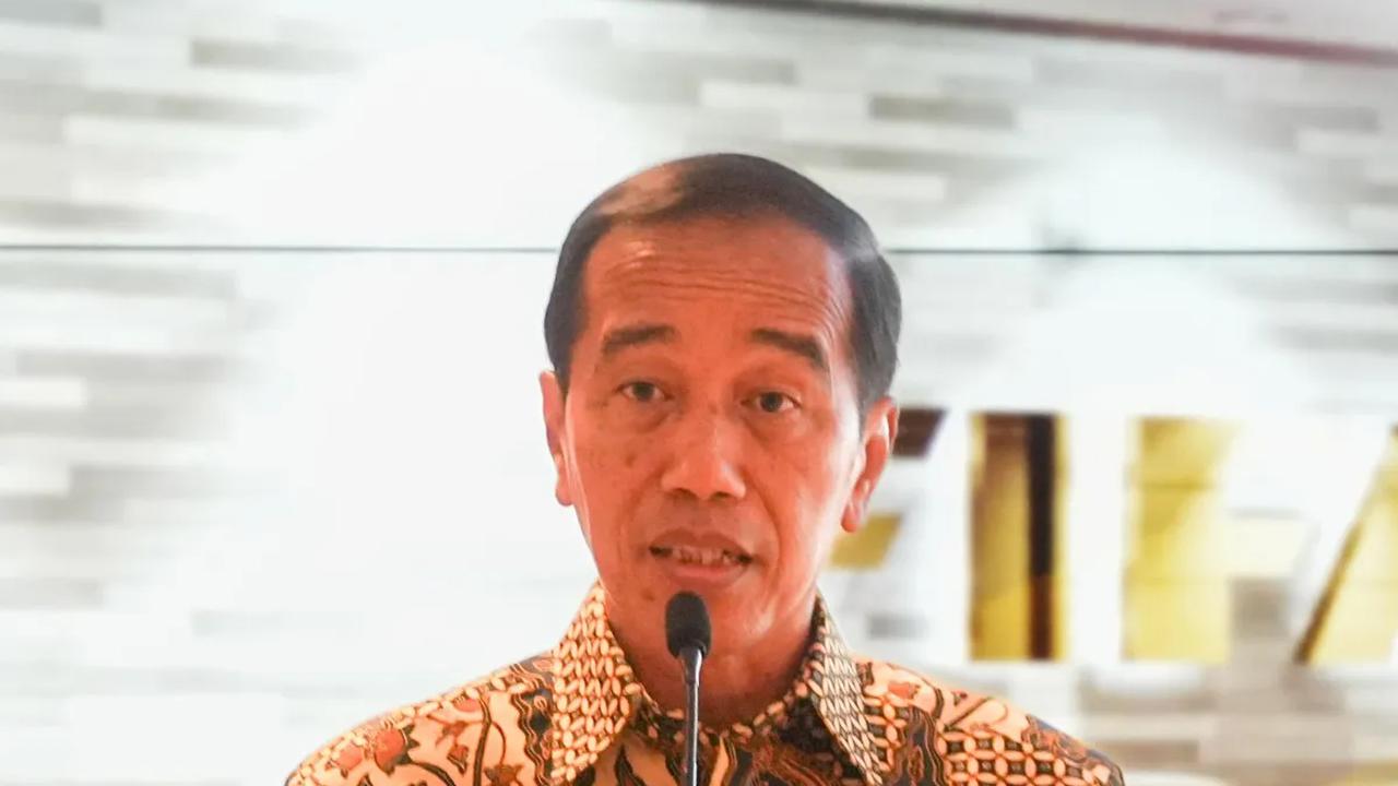 Survei Indikator: 44,1 Persen Responden Nilai Jokowi Tak Khianati PDIP Usai Gibran Cawapres