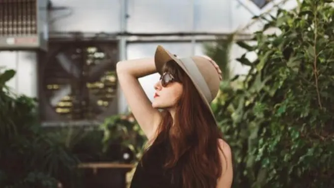 [Bintang] Kata Astrologer: 5 Zodiak Ini Walau Nyebelin tapi Bikin Kangen