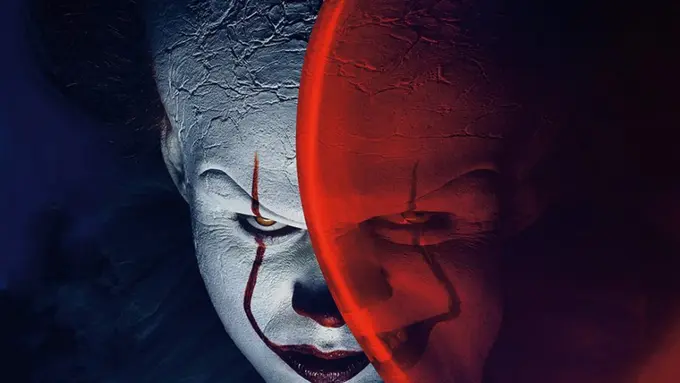 Bill Skarsgard sebagai Pennywise dalam film It