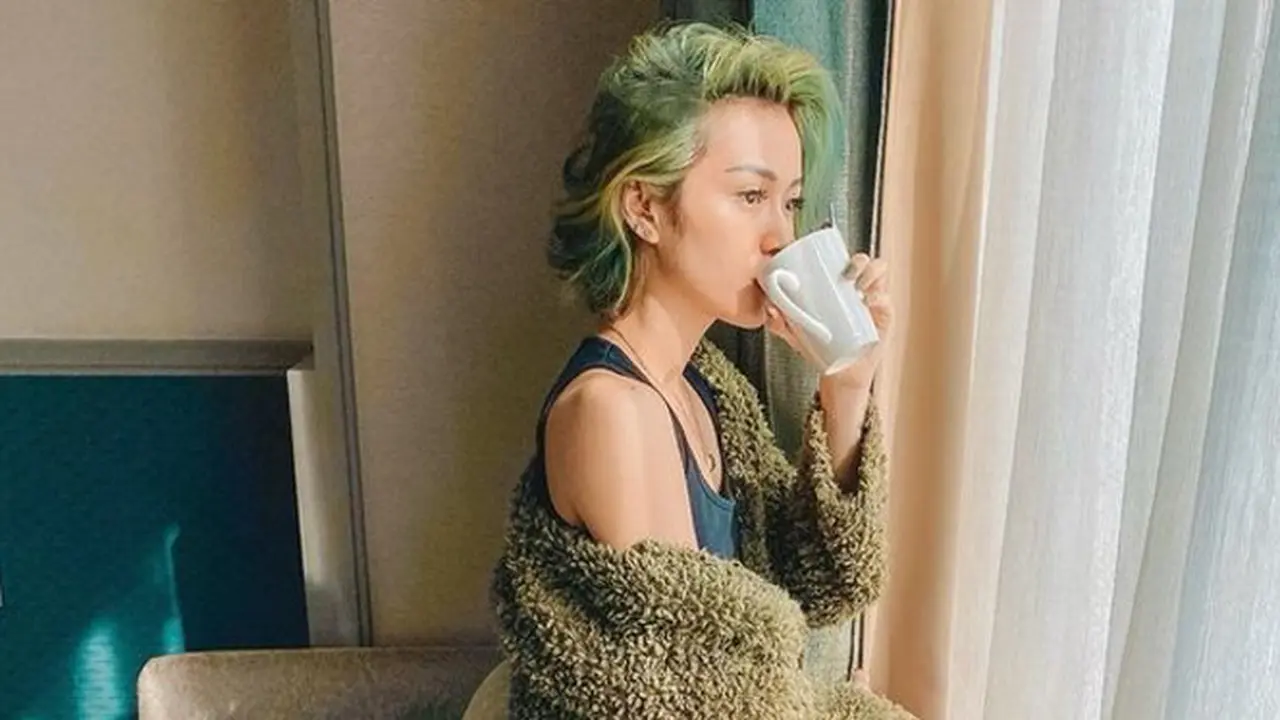 Dara The Virgin dengan penampilan barunya