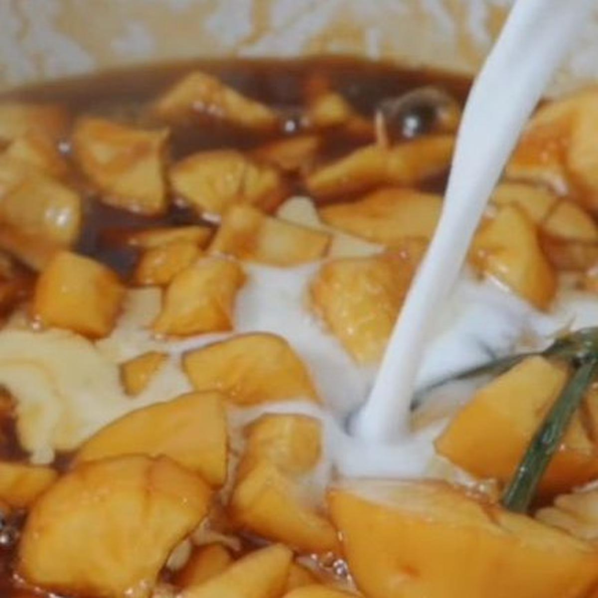 Cuma Rebus Sekali, Ini Cara Mudah Masak Kolak Singkong Empuk dan Legit