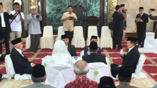 5 Potret Istri Cawapres Jokowi 2019, Senyumnya Bikin Adem