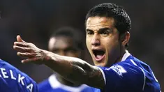 Everton's Tim Chaill shouts instructions during their Barclays Premiership football match against Tottenham Hotspur at White Hart Lane, on November 30, 2008 in London. AFP PHOTO/ CHRIS RATCLIFFE