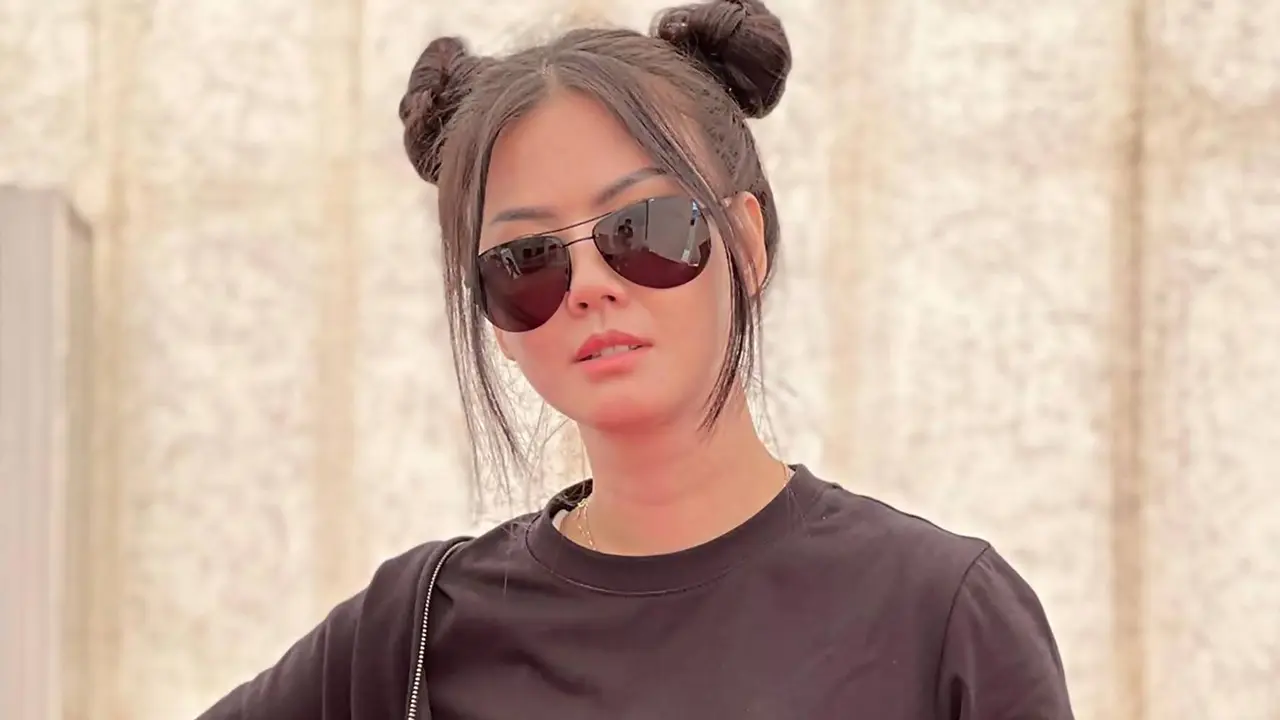 Tampil Beda, Ini Potret Nita Gunawan dengan Rambut Dikucir yang Curi Perhatian