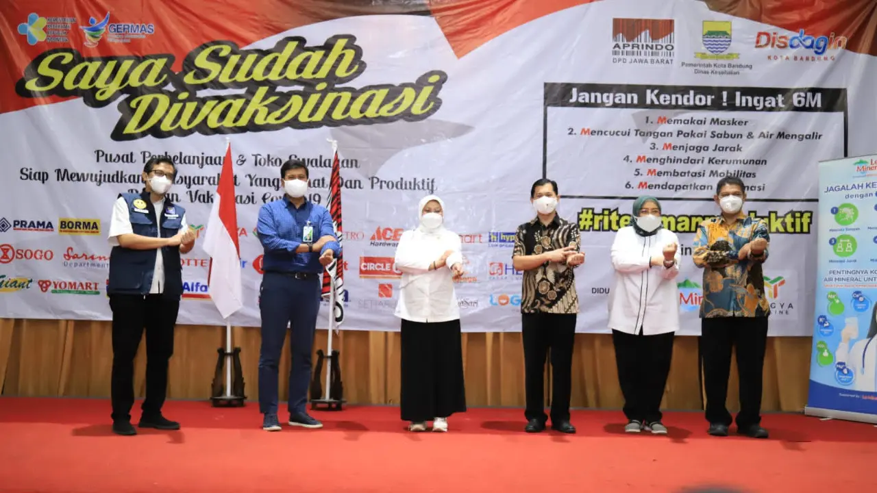 Ribuan Pekerja Ritel Sudah Divaksin, Menaker Ida Harap Herd Immunity Segera Terbentuk