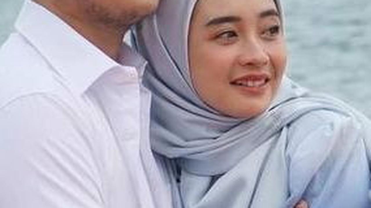 Kerap Terlihat Mesra
