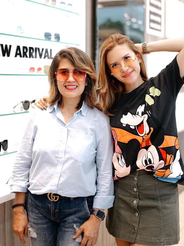 6 Potret Kenangan Michelle Joan dan Sang Ibunda Sebelum Meninggal, Berusaha Tegar