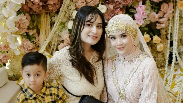 Potret Dea Sahirah Calon Istri Chand Kelvin Jalani Adat Aceh Peusijuek dan Boh Gaca