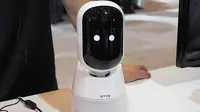 Robot asisten dengan teknologi Internet of Things besutan Samsung (sumber: engadget.com)
