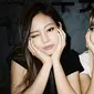 Jennie Lisa (YouTube)