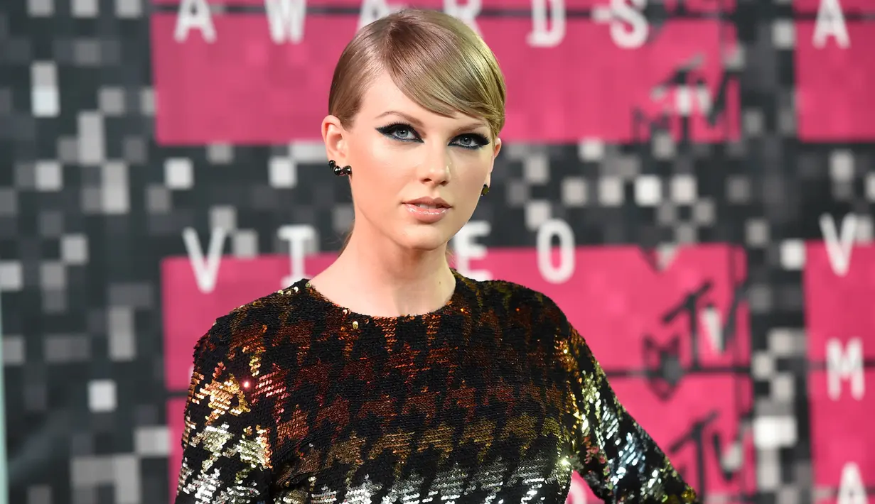 "Aku pikir menjomblo beberapa tahun merupakan hal yang sehat. Hal itu dikarenakan kamu perlu mengetahui siapa dirimu." - Taylor Swift. (JASON MERRITT  GETTY IMAGES NORTH AMERICA  AFP)