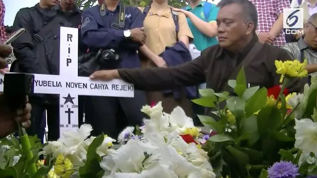 VIDEO: Keluarga Siswi SMK yang Dibunuh Minta Pelaku Ditangkap