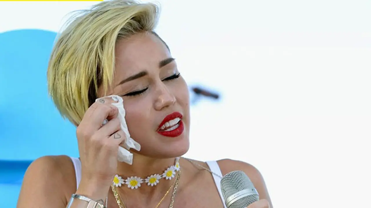 miley-cyrus-130924b.jpg
