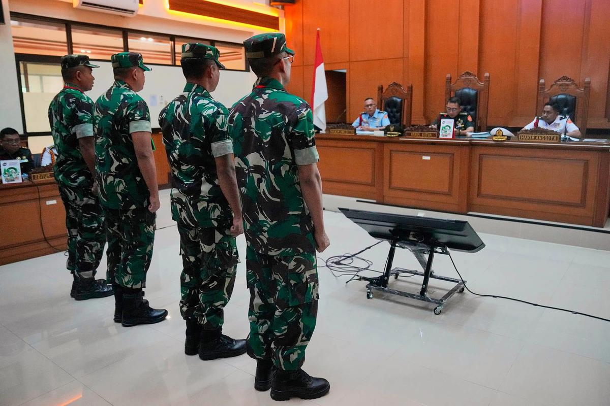 FOTO: Sidang Perdana Kasus Penyiraman Air Keras Aktivis HAM