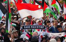 FOTO: Indonesia Melawan Genosida, Ribuan Pengunjuk Rasa Serukan Keadilan untuk Palestina