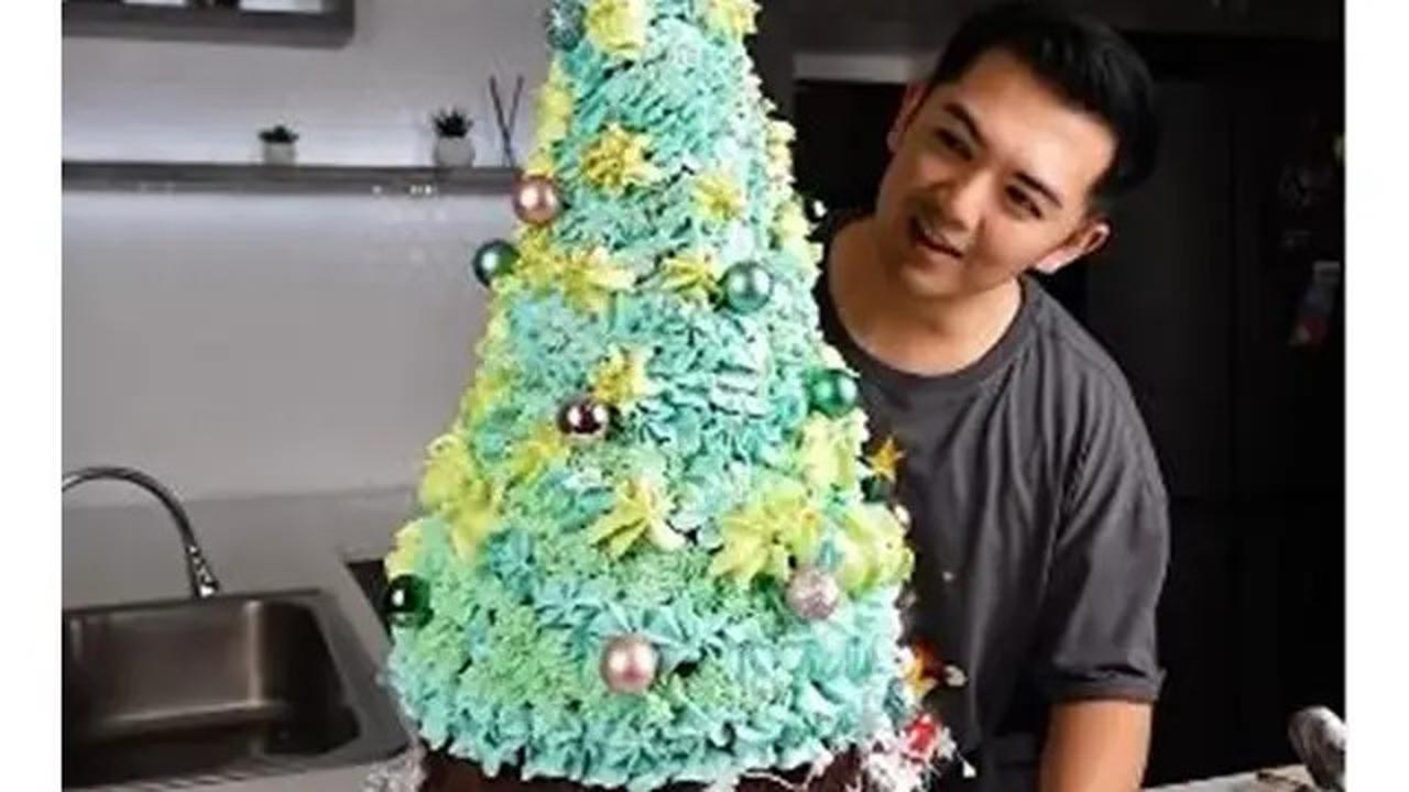 6 Potret Nicky Tirta Bikin Kue Pohon Natal Ukuran Besar, Memukau Sayang Dimakan