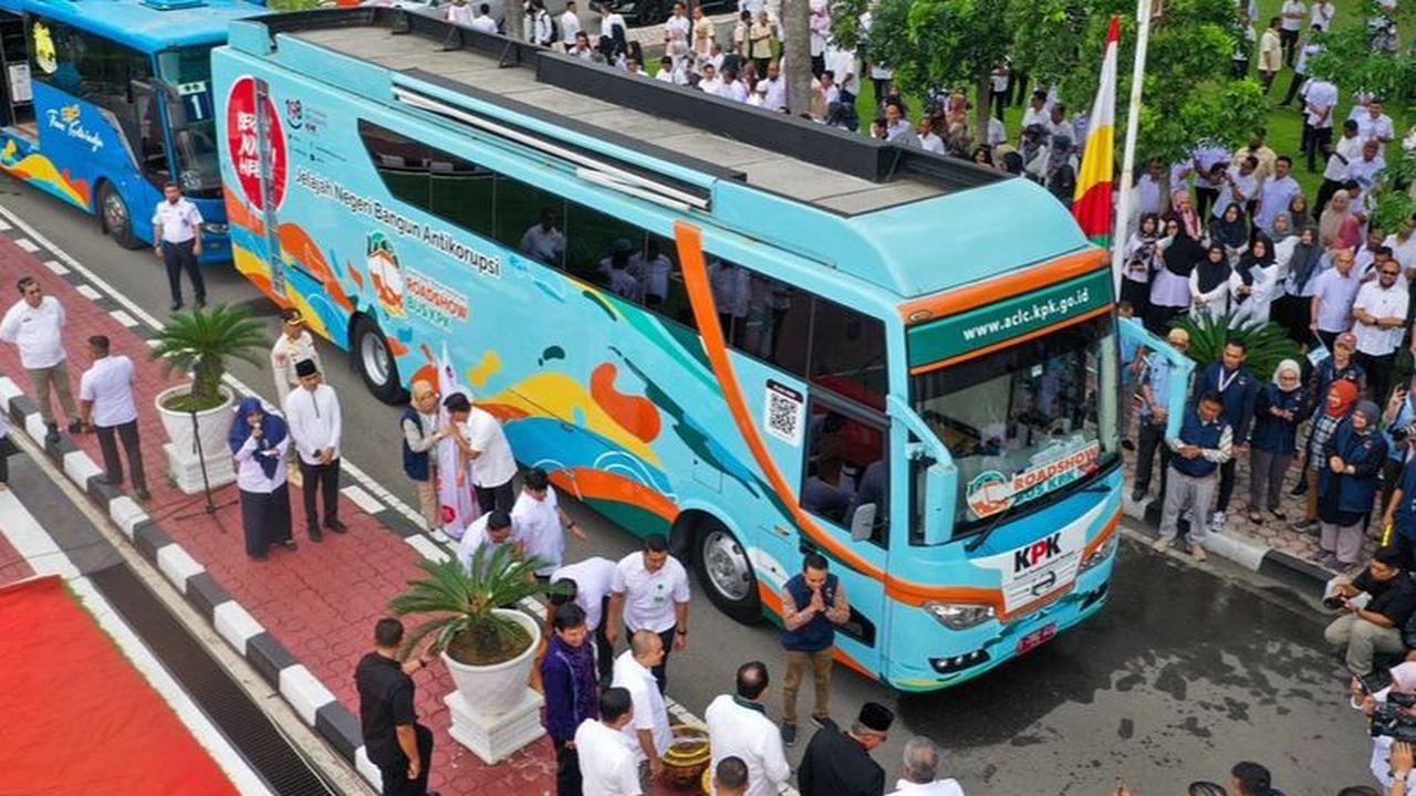 "Tanpa peran seluruh anak bangsa, pemberantasan korupsi akan sulit dilakukan," kata Firli menambahkan.<br>