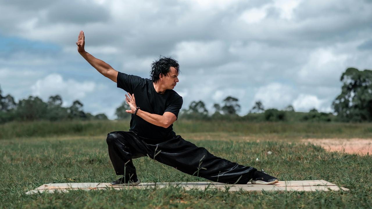 Atasi Stres dan Tingkatkan Fleksibilitas dengan Tai Chi, Manfaat yang Tidak Boleh Anda Lewatkan