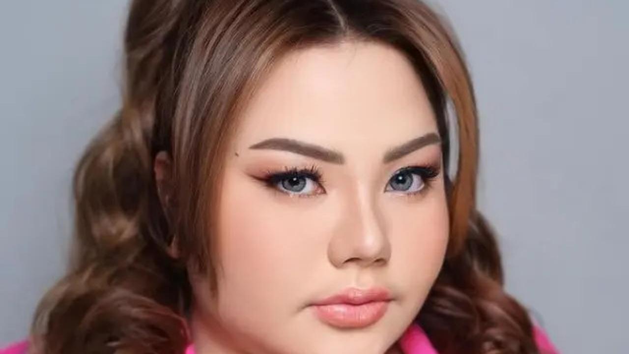 6 Potret Gaya Rambut Lisa Mariana yang Curi Perhatian, dari Simpel Pendek hingga Super Stylish