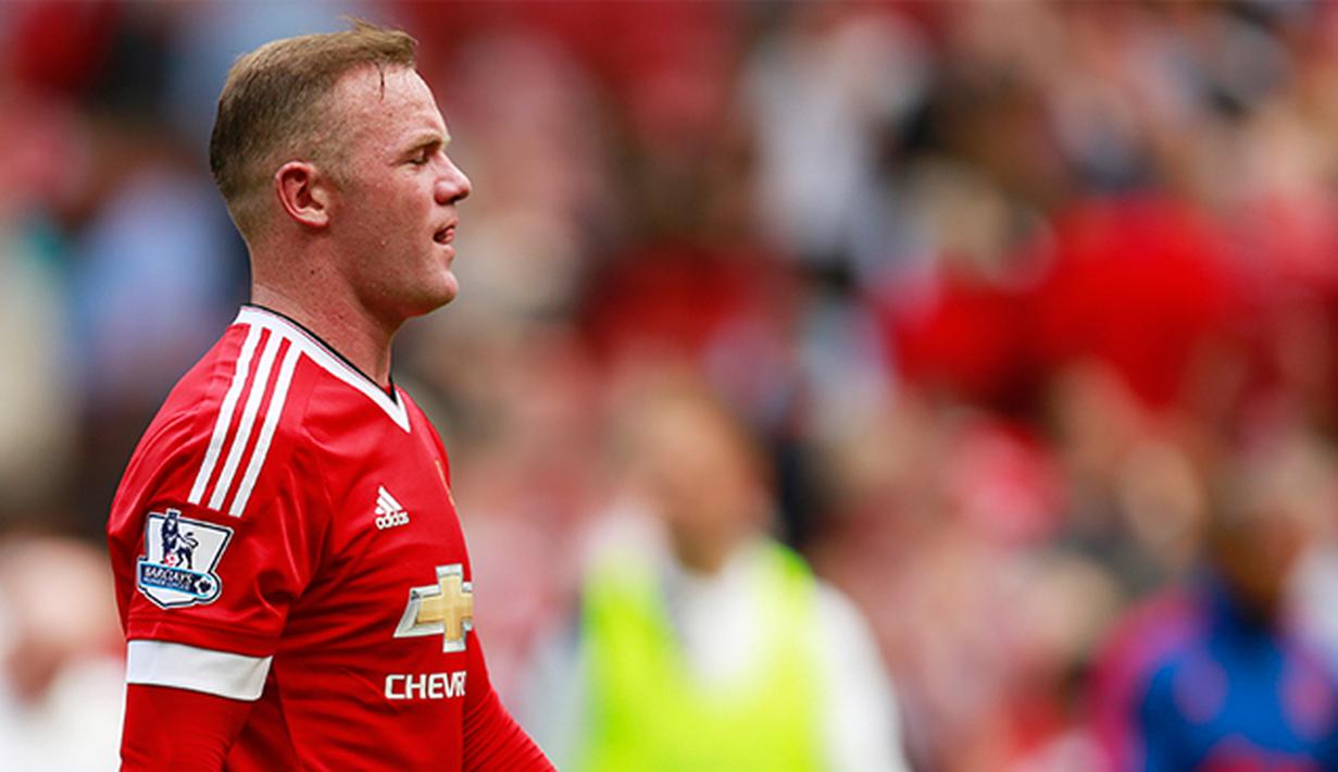  Pemain MU, Wayne Rooney muram usai timnya ditahan imbang Newcastle pada laga Liga Inggris di Stadion Old Trafford, Inggris, Sabtu (22/8/2015). Pertandingan berakhir imbang 1-1. (Action Images via Reuters/Jason Cairnduff) 