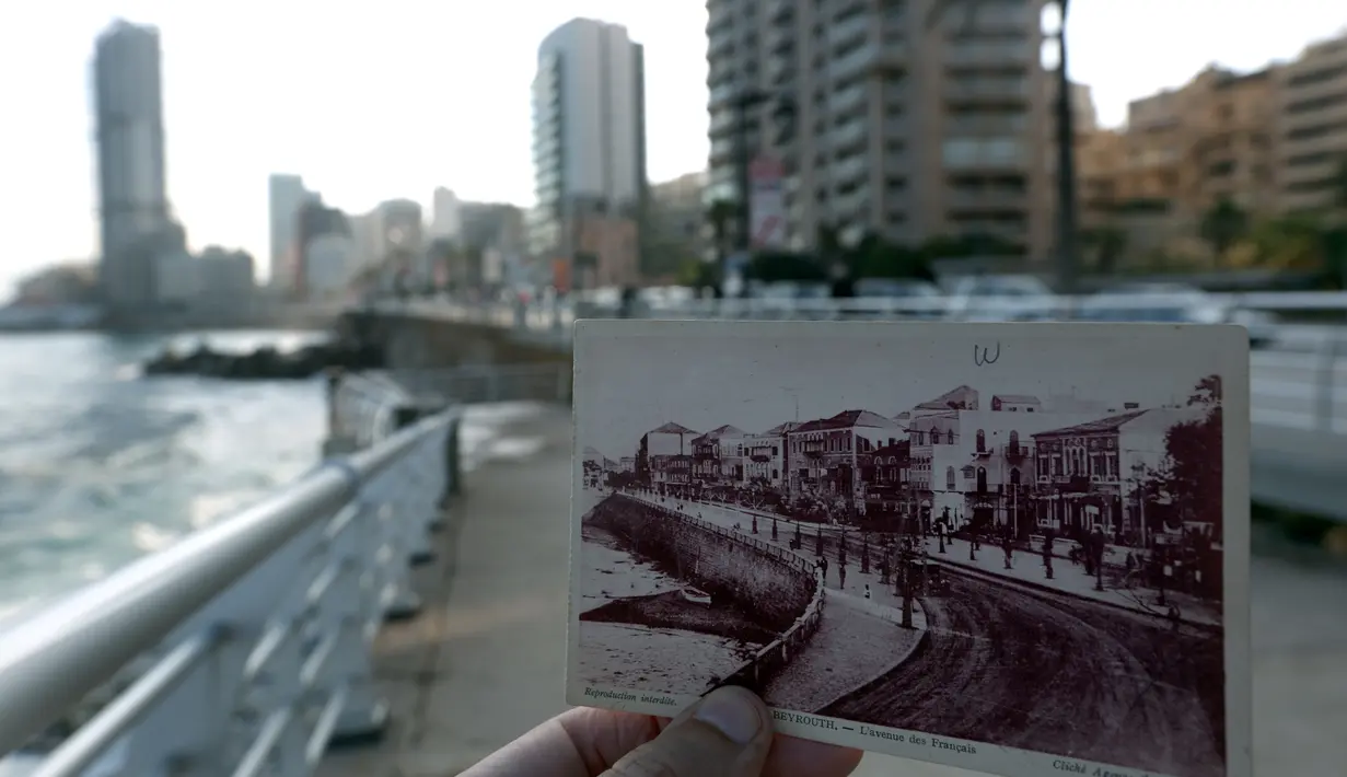 Sebuah gambar yang diambil pada 2 November 2015 menunjukkan pemandangan Beirut Avenue des Francais seperti dalam kartu pos yang diambil oleh l' Agence economique dan diterbitkan oleh La Maison d' Art Kolonial pada tahun 1925. (AFP PHOTO / PATRICK BAZ