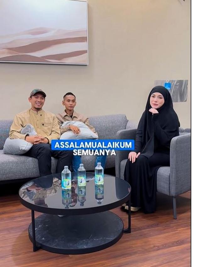 Jalani Puasa Usai Mualaf, Ini 6 Potret Celine Evangelista Antusias Belajar Islam