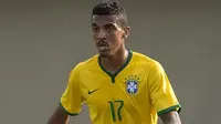 Gelandang Brasil Ini Tak Tertarik Pindah ke MU