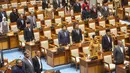 Anggota DPR  saat menghadiri Rapat Paripurna ke 26 pengesahan Undang-Undang Pusat Finansial Internasional Indonesia (PFII) di Kompleks Parlemen, Senayan, Jakarta, Selasa (21/07/2026). (KLY/Arie Basuki)
